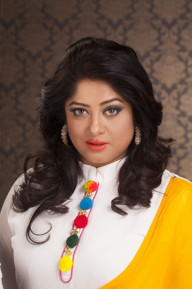 ওমর সানীর সাক্ষাৎকার পড়ে অবাক হয়েছিলেন মৌসুমী।