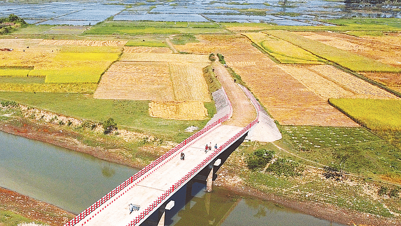 সুনামগঞ্জের ছাতক উপজেলার ভাদগাঁওয়ে চেলার খালের ওপর নির্মিত সেতু