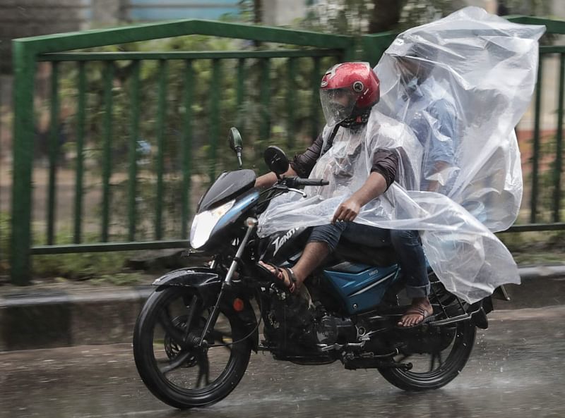 দেশের কোথাও কোথাও আজ বৃষ্টিপাতের সম্ভাবনা রয়েছে