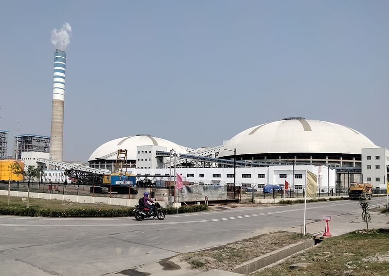 পটুয়াখালীর কলাপাড়ায় পায়রা তাপবিদ্যুৎ কেন্দ্রের ঢাকনাযুক্ত কোলডোম। পোড়ানো কয়লার ছাই এ কোলডোমে পড়বে। ঢাকনাযুক্ত করায় ছাই ছড়িয়ে পরিবেশের ক্ষতি করার সুযোগ থাকবে না