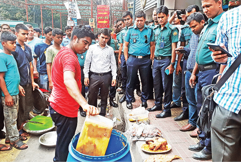 নির্বাহী ম্যাজিস্ট্রেটদের দিয়ে ভ্রাম্যমাণ আদালত পরিচালনা করাকে চ্যালেঞ্জ করে উচ্চ আদালতে রিট করা হয়েছিল