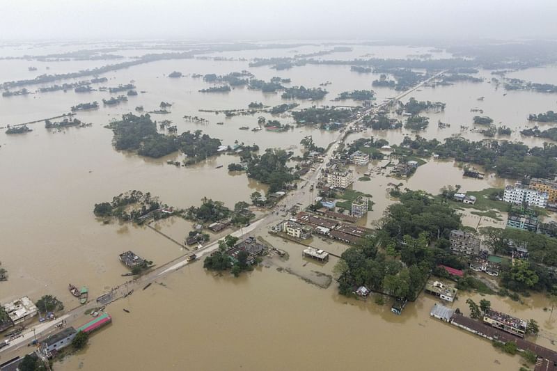 কোম্পানীগঞ্জের বিস্তীর্ণ এলাকা ডুবে গেছে বন্যার পানিতে