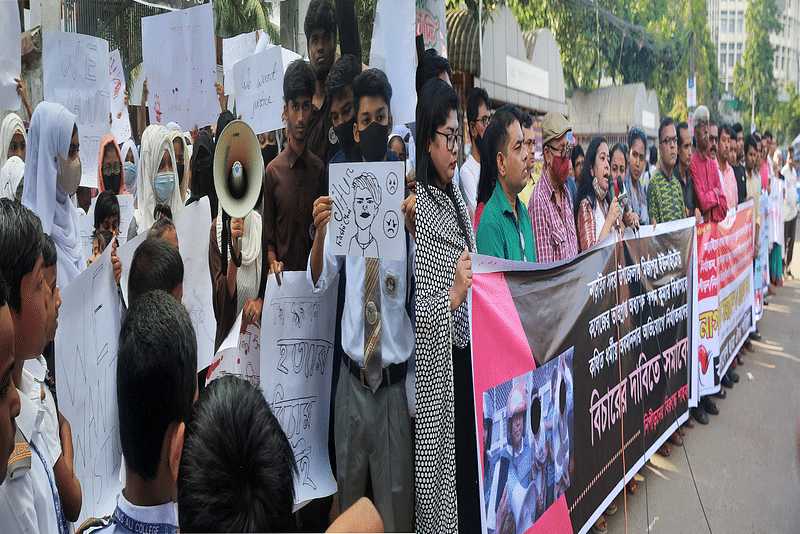 আশুলিয়া ও নড়াইলের ঘটনায় এর আগে উদ্বেগ জানিয়েছে নাগরিক সমাজ