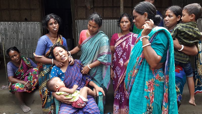 নৌকাডুবিতে স্বামী জগদীশ চন্দ্র রায়কে হারিয়ে ফুলমতি রানীর বিলাপ