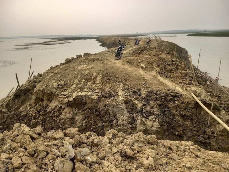 সুনামগঞ্জের শালদিঘা হাওরের ফসল রক্ষা বাঁধ