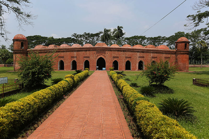 ষাট গম্বুজ মসজিদ