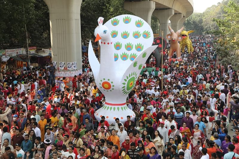 ঢাকা বিশ্ববিদ্যালয়ের চারুকলা অনুষদের  মঙ্গল শোভাযাত্রা পয়লা বৈশাখের অন্যতম আকর্ষণীয় আয়োজন