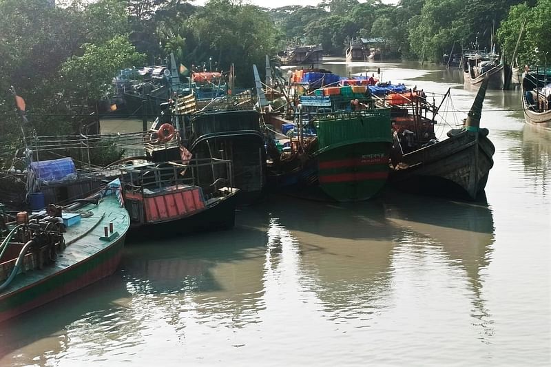 বরগুনার পাথরঘাটা বিএফডিসি মৎস্য অবতরণকেন্দ্র