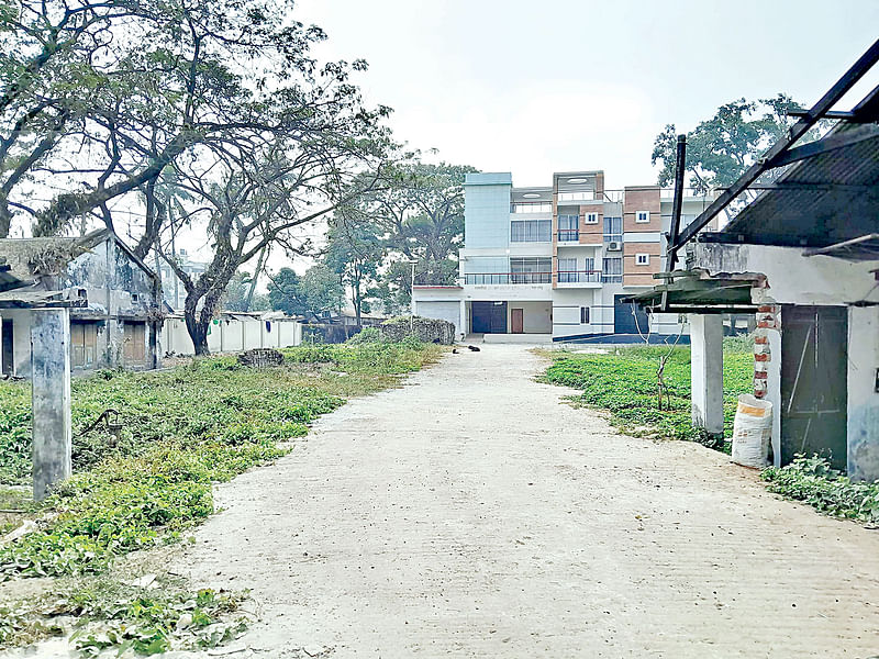 ময়মনসিংহ জেলা ত্রাণ গুদাম কাম তথ্যকেন্দ্র। সম্প্রতি তোলা