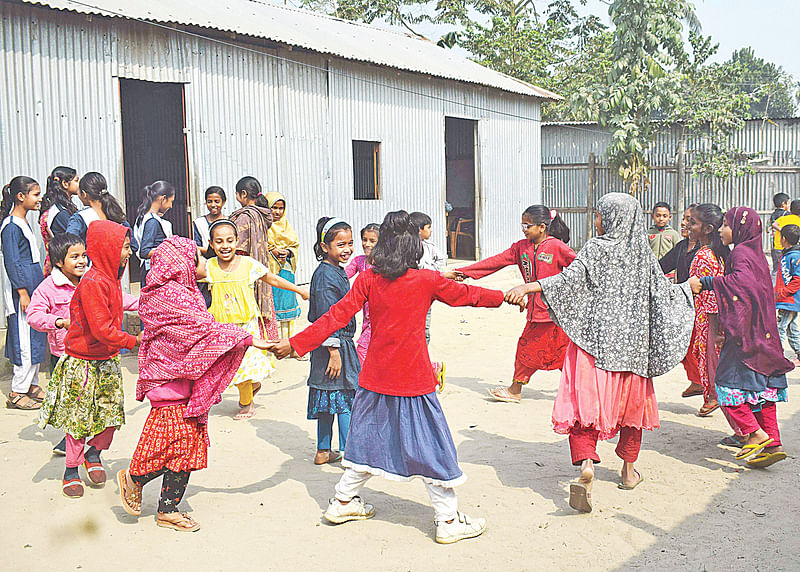 ময়মনসিংহ নগরের চর কালীবাড়িতে অবস্থিত সুবিধাবঞ্চিত শিশুদের স্কুল ঘাসফুল শিশুনিকেতন