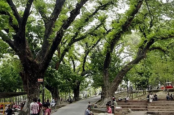 চট্টগ্রাম শহরের ডিসি হিল পার্ক