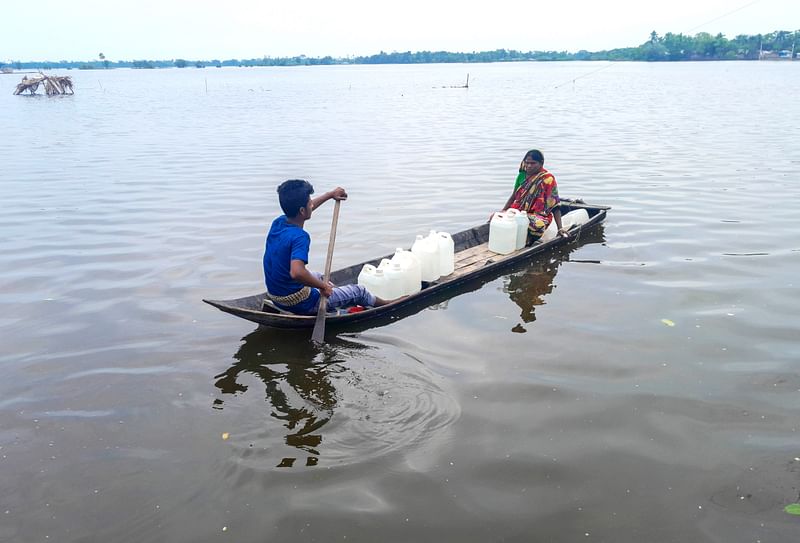 ঘূর্ণিঝড় রিমালে ক্ষতিগ্রস্ত এলাকা থেকে নোনাপানি সরানোর দিকে বেশি গুরুত্ব দিতে হবে