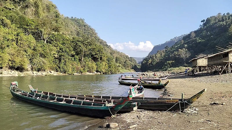 বান্দরবানের থানচিতে সাঙ্গু নদের তিন্দু ঘাট