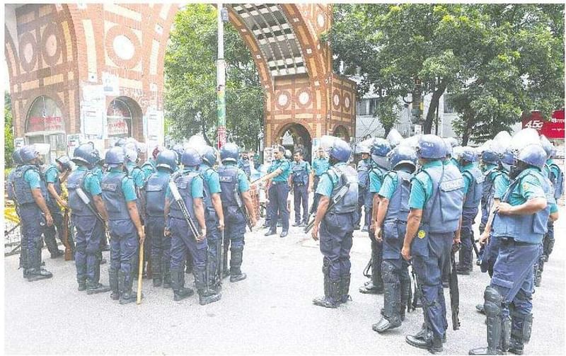 দেশের সব শিক্ষাপ্রতিষ্ঠান অনির্দিষ্টকালের জন্য বন্ধ রয়েছে