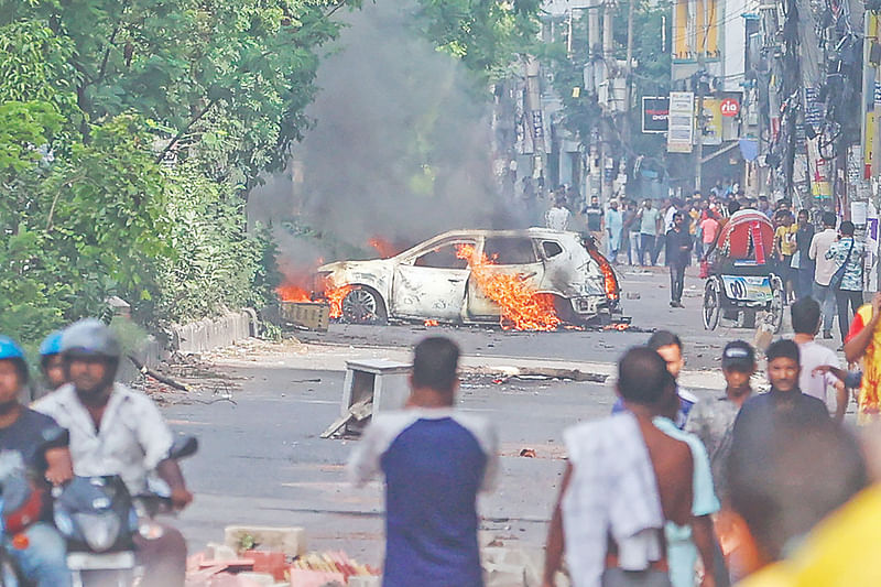 সবাই চায় রাষ্ট্র আরও সংকটে যাতে পতিত না হয়