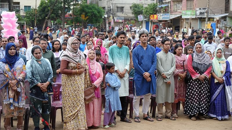 আন্দোলনে ছাত্র ফেডারেশনের ঢাকা মহানগরের নেতা জুলফিকার আহমেদসহ মিরপুরে নিহত ব্যক্তিদের স্মরণে আজ শুক্রবার বিকেলে রাজধানীর মিরপুর-১২ নম্বরের ডি-ব্লক ঈদগাহ মাঠে অনুষ্ঠিত সভায় অংশ নেন গণসংহতি আন্দোলনের প্রধান সমন্বয়কারী জোনায়েদ সাকি