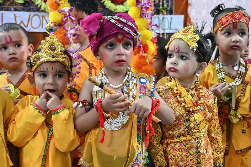 শ্রীকৃষ্ণের অন্য সব লীলার মতো তাঁর জন্মলীলাতেও সুগভীর অধ্যাত্মতত্ত্ব রয়েছে।