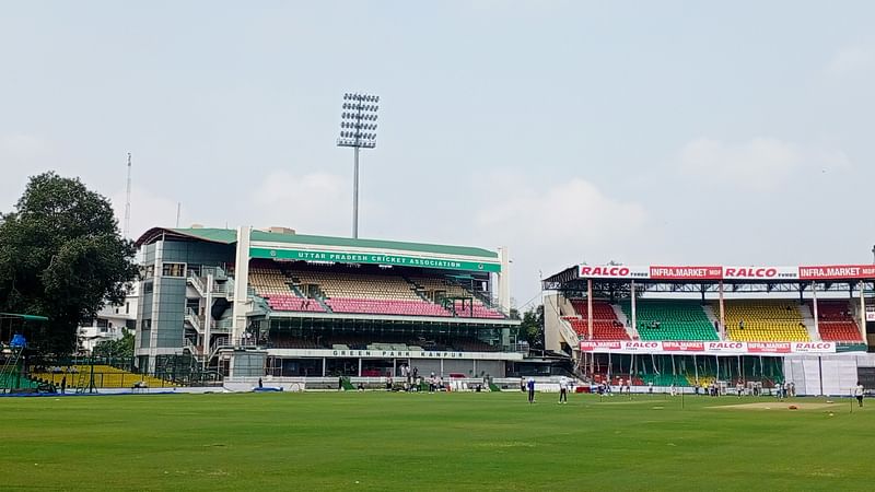 কানপুরের গ্রিন পার্ক স্টেডিয়াম। যেটির গ্যালারি আর প্রেসবক্সে আধুনিকতার ছোঁয়া লাগেনি খুব একটা