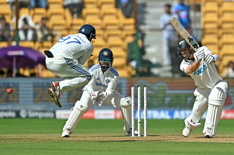 বেঙ্গালুরুতে টেস্ট খেলছে ভারত ও নিউজিল্যান্ড