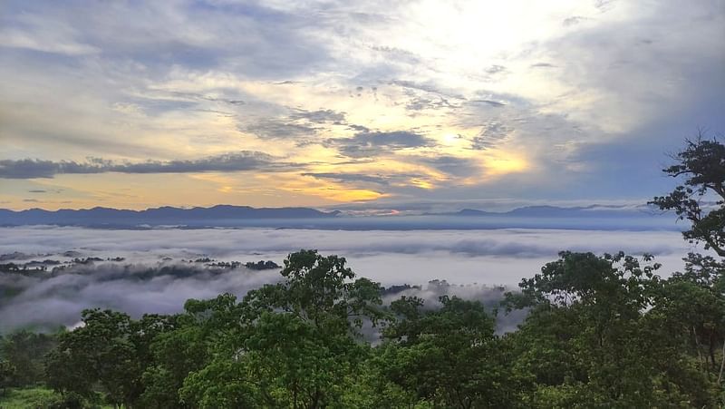 মেঘ-পাহাড়ের সাজেক ভ্যালি