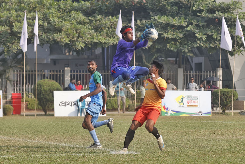 বিজিসি ট্রাস্টকে হারিয়েছে এআইইউবি