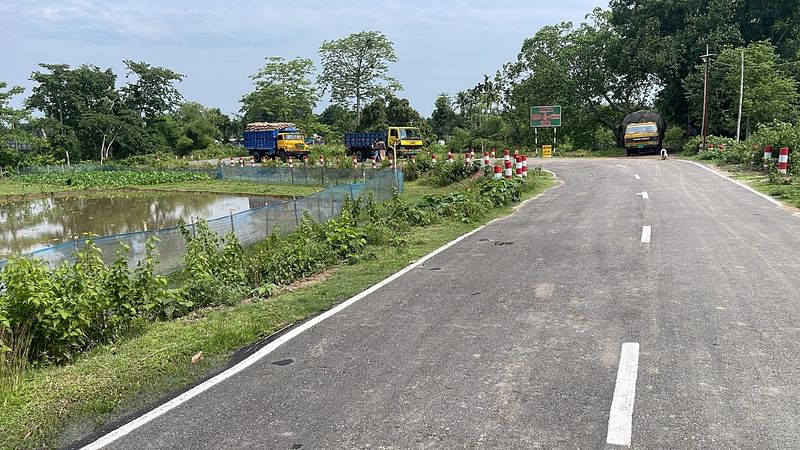 মৌলভীবাজারের জুড়ী উপজেলার বটুলি শুল্ক স্টেশন দিয়ে গতকাল আবার আমদানি-রপ্তানি চালু হয়