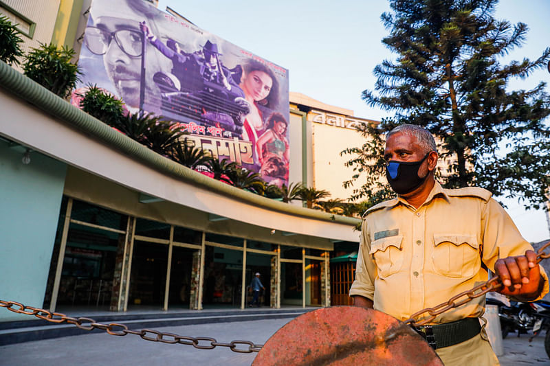 Cinema halls wear a deserted look as the government recently asked people to avoid public gatherings fearing coronavirus infection. The photo was taken in front Balaka Cinema Hall, Nilkhet, Dhaka on 3 March. Photo: Dipu Malakar