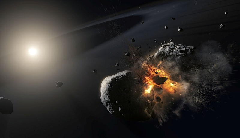 Artist's Impression of a collision of two icy asteroid-sized bodies orbiting the bright star Fomalhaut, about 25 light-years from Earth.