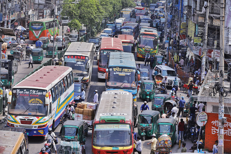 Traffic congestion at Jatrabari, Dhaka