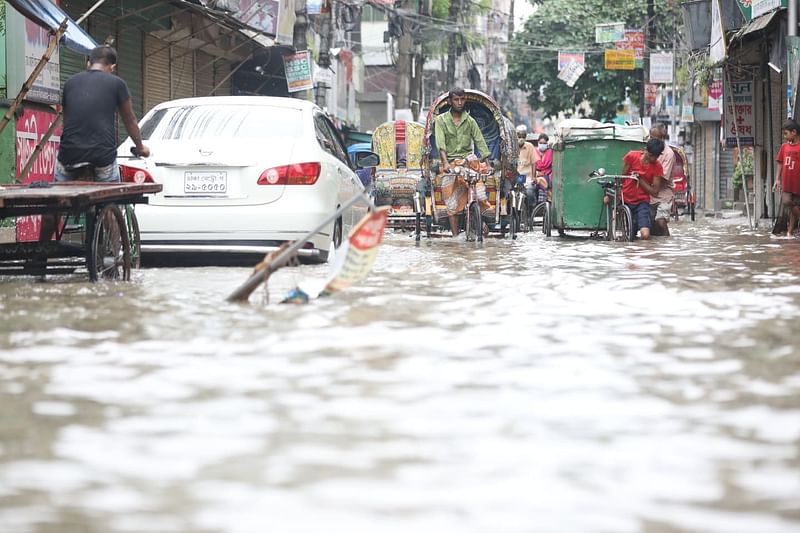 Waterlogging in Dhaka due to overnight rain on 20 July 2020