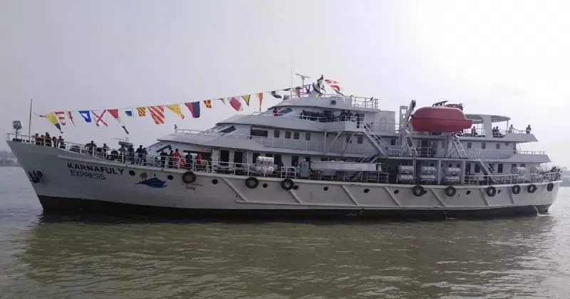 ‘MV Karnaphuli Express’ will start for the island from the BIWTA ghat of North Nuniachhara at 7:00am while the return journey will begin at 3:00pm from the St. Martin’s Island