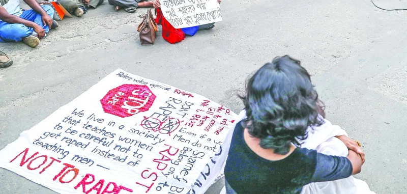 Young generation protestors sit in Shahbagh