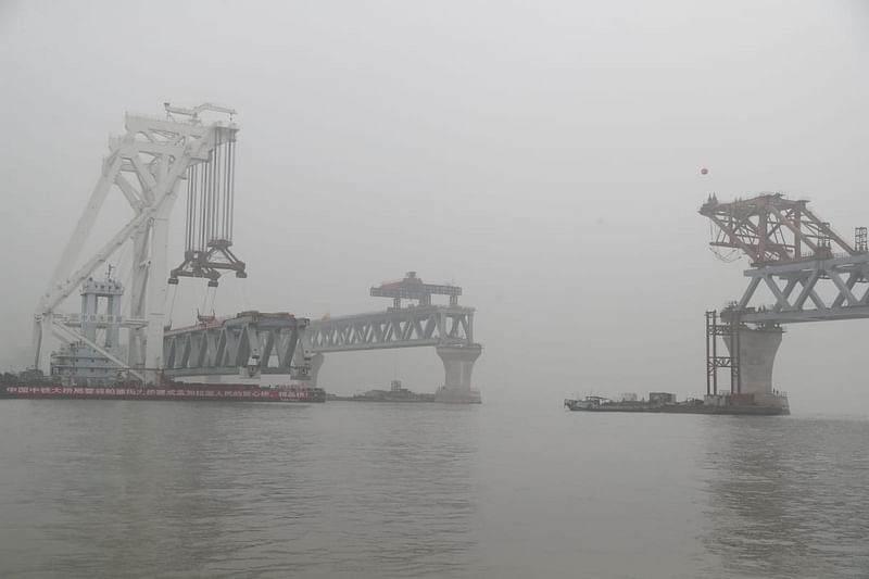 The last span of Padma bridge is installed on 12 and 13 pillars around 11:00am on 10 December