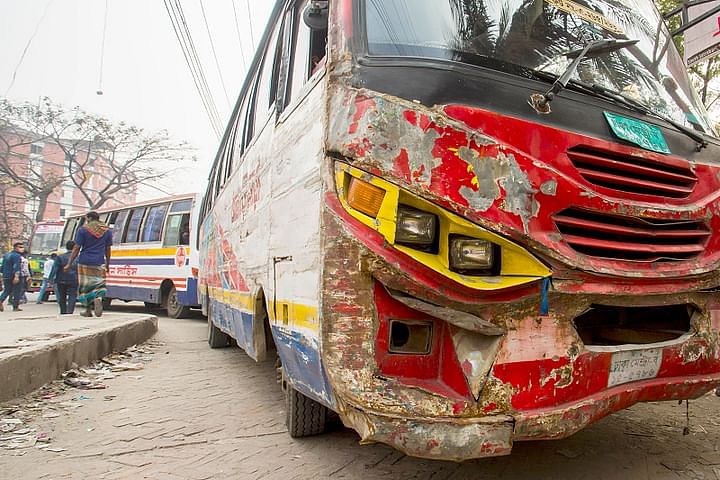 Ramshackle bus in Gulistan, Dhaka