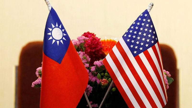 Flags of Taiwan and U.S.