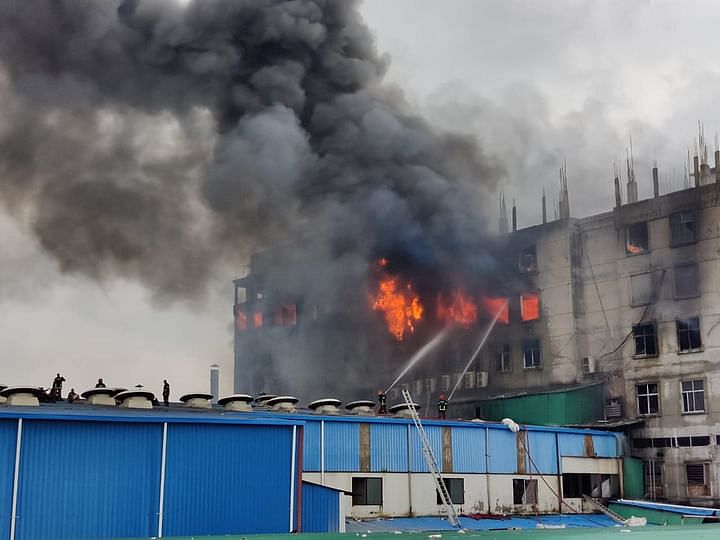 Blaze  at Hashem Food Limited building at Narayanganj’s Rupganj