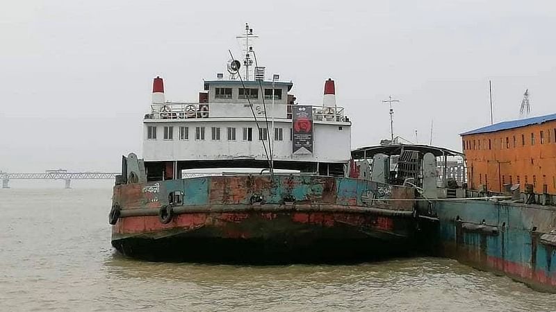 Ferry Kakali hit pillar 10 of Padma Bridge on 13 August 2021