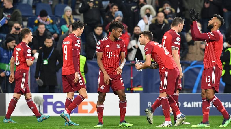 Bayern players react after the UEFA Champions League last-16, first-leg football match RB Salzburg v FC Bayern Munich in Salzburg, Austria on 16 February, 2022