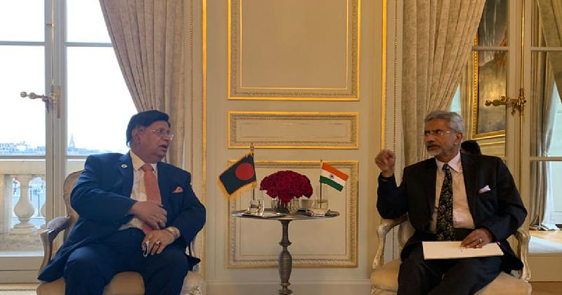 Foreign minister AK Abdul Momen holds a meeting with his Indian counterpart S Jaishankar in Paris on 21 February 2022 and discusses issues of bilateral interest