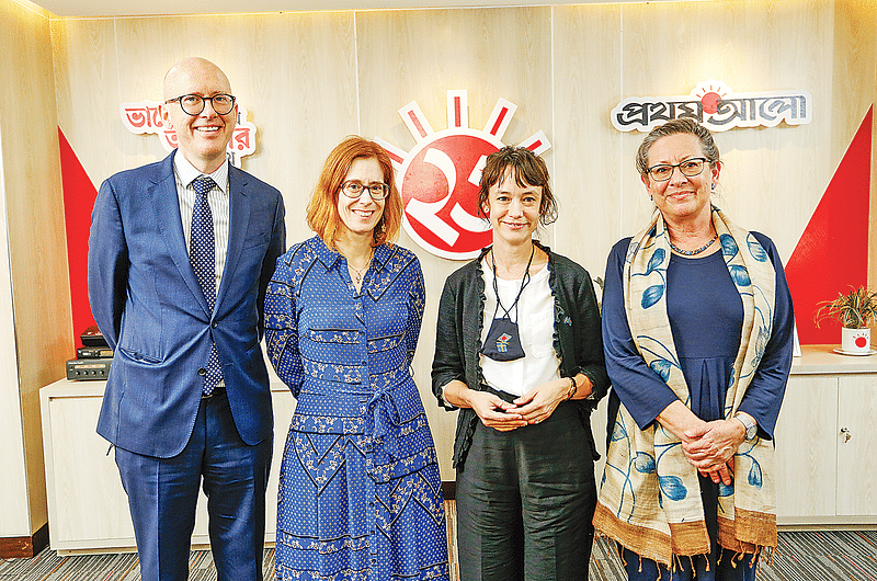 Ambassador of the European Union, Charles Whitely, ambassador of Switzerland, Nathalie Chuard, the ambassador of Sweden, Alexandra Berg von Linde and ambassador of Denmark, Winnie Estrup Petersen at the Prothom Alo office on 23 February 2022