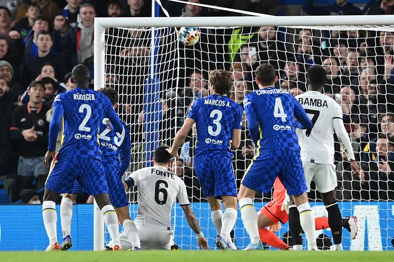 Chelsea's German midfielder Kai Havertz (2nd L) heads the ball and scores a goal during the UEFA Champions League round of 16 first leg football match between Chelsea and Lille (LOSC) at Stamford Bridge stadium, in London, on 22 February, 2022