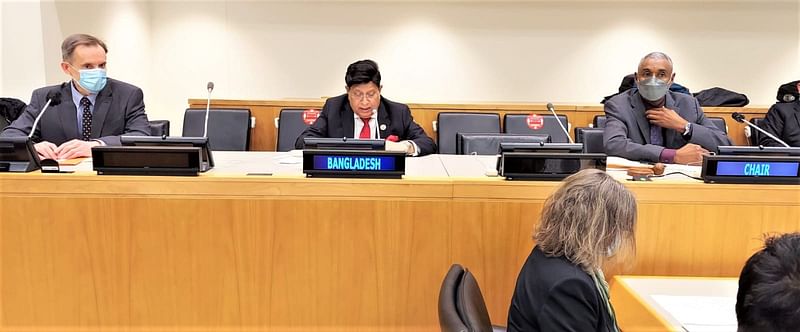 Bangladesh foreign minister AK Abdul Momen at a stage of presenting the updated information at the UN