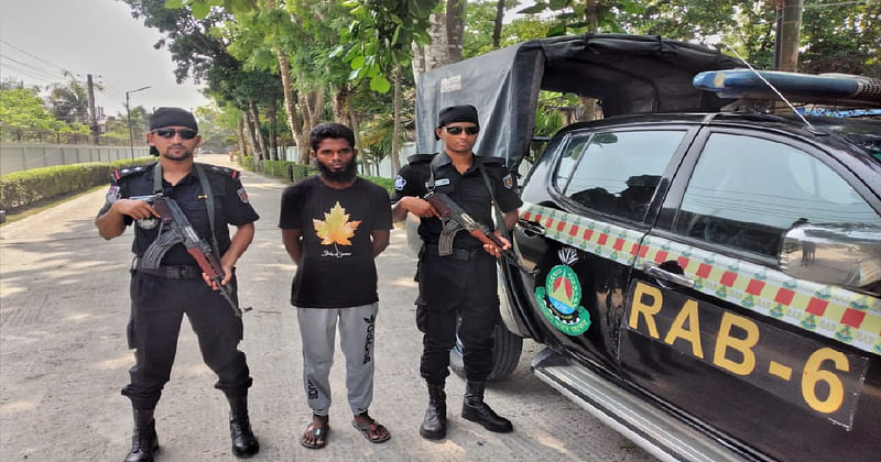 RAB have arrested a militant leader from Narail district on 25 April, 2022