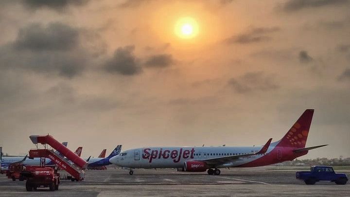 An airplane of SpiceJet