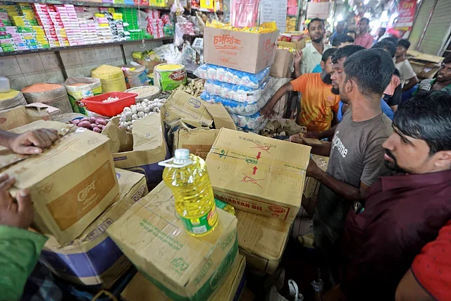 The Directorate of National Consumer Rights Protection imposed a Tk 40,000 fine on Abdul Halim, the owner of Khwaja Store in Karnaphuli Complex of Chattogram city, for hoarding soybean oil