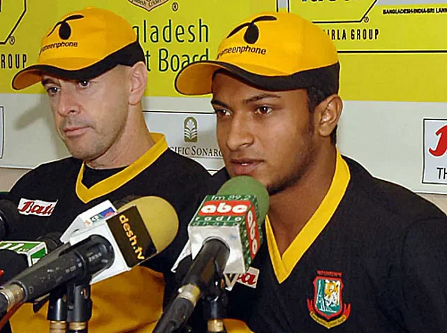 Shakib Al Hasan and Jamie Siddons in a press conference during the all-rounder's first tenure as the Bangladesh captain