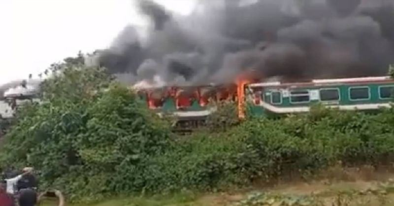 Fire breaks out at Parabat Express train on 11 June 2022