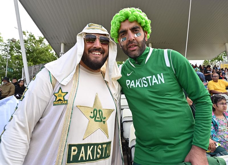 Pakistan supporters arrive for the Twenty 20 cricket match between India and Pakistan on day three of the Commonwealth Games at Edgbaston in Birmingham, central England, on 31 July, 2022