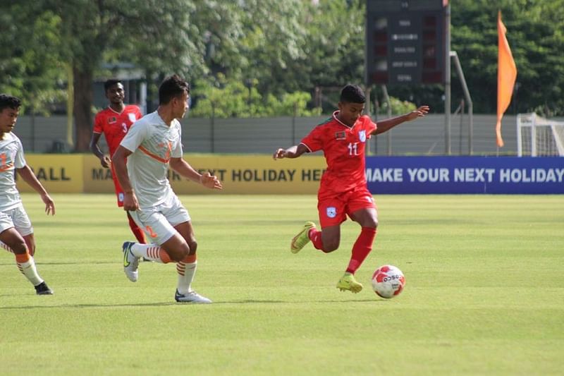 Bangladesh lost the semifinal of the SAFF Under-17 Championship against India at the Racecourse Ground in Colombo, Sri Lanka on 12 September, 2022