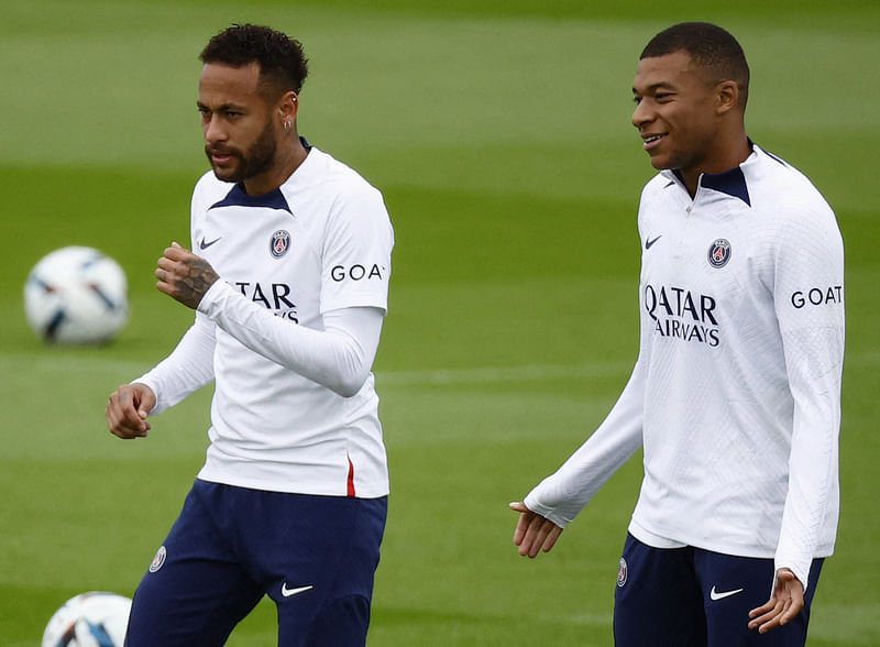 Paris Saint Germain's Kylian Mbappe and Neymar during training